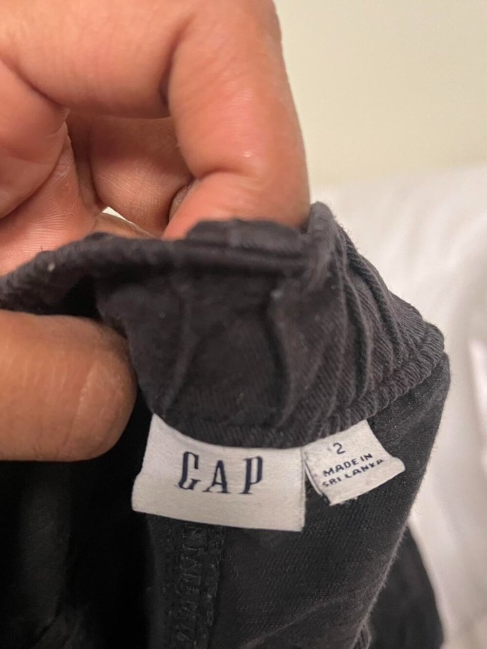 Gap Black and Navy Cargo Pants Size 2 - Picture 2 of 2